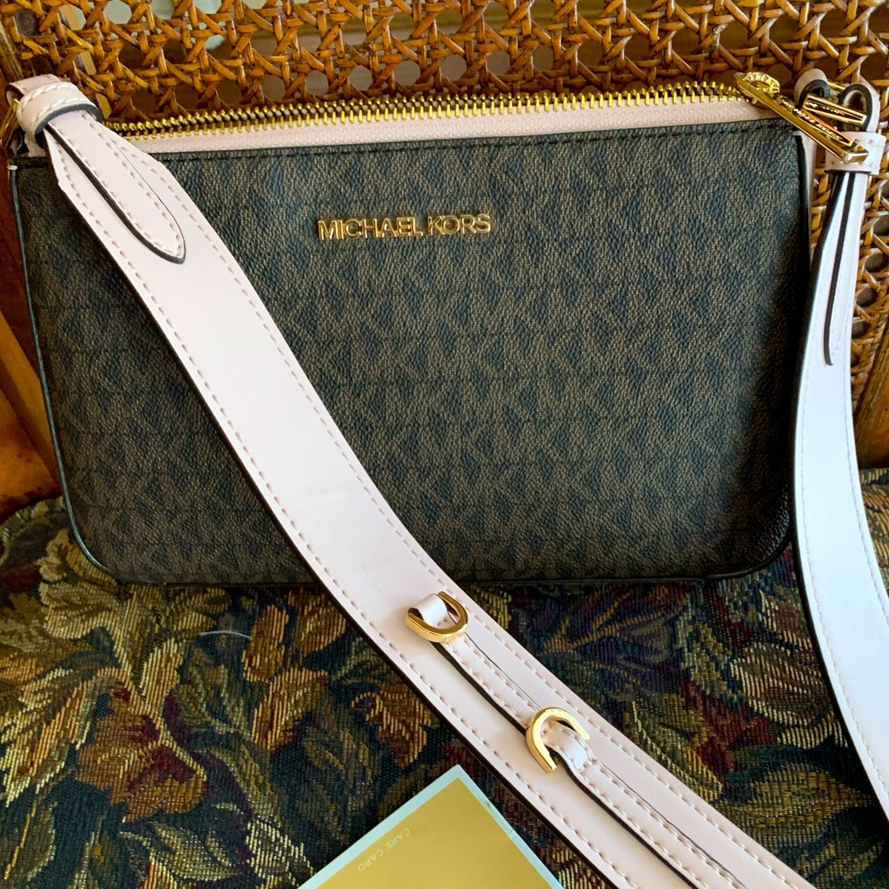 Michael Kors 🎄💖 🌸Jetset, tech small monogram, brown/pink 🌸🤎shoulder bag